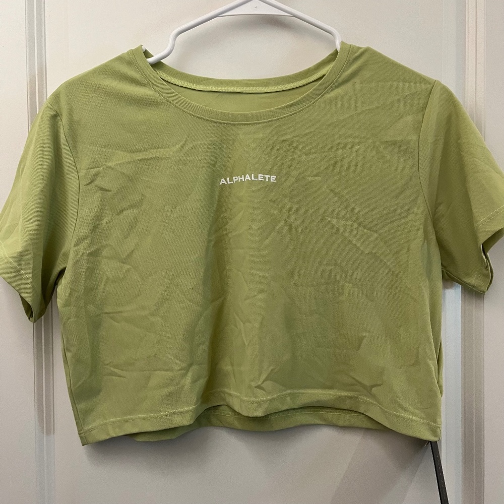 Alphalete NWT Light Green Women's Signature Mesh Logo Crop Top Size Small